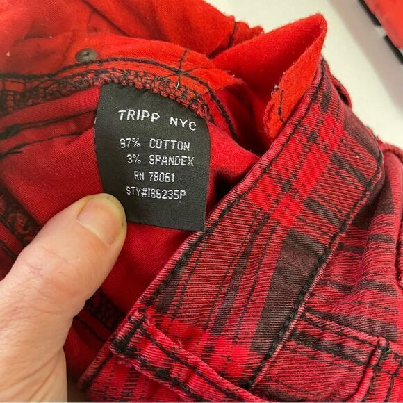 Tripp NYC Daang Goodman Plaid Mid Rise Skinny Pants - Picture 7 of 7